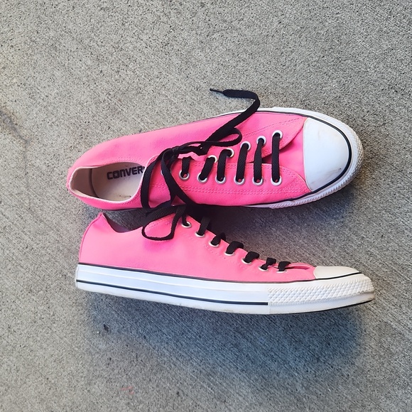 NEON PINK converse - Picture 3 of 9